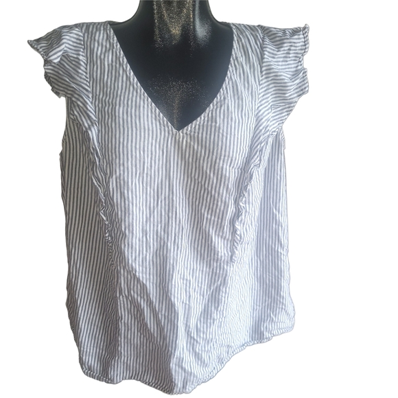 Old Navy Striped V-Neck Short Ruffle Sleeve Top 2X - Picture 1 of 6